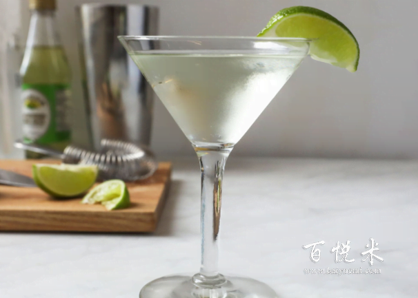 用伏特加調(diào)酒怎么調(diào)好喝?10款伏特加為基底的經(jīng)典調(diào)酒